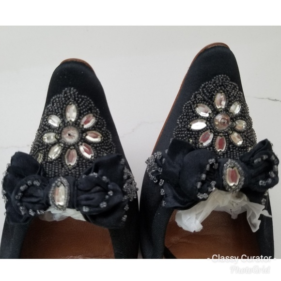 CHLOE black satin jewel point toe ballet flats - Picture 6 of 8